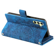 For Samsung Galaxy S25 5G Multi-Card Totem Zipper Leather Phone Case(Blue)