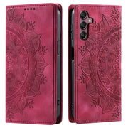 For Samsung Galaxy S25 5G Totem Embossed Magnetic Leather Phone Case(Red)