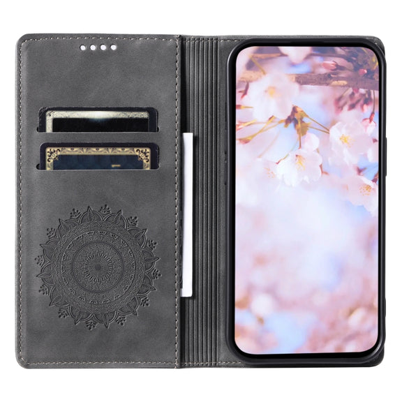 For Samsung Galaxy S25+ 5G Totem Embossed Magnetic Leather Phone Case(Grey)