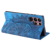 For Samsung Galaxy S25 Ultra 5G Totem Embossed Magnetic Leather Phone Case(Blue)