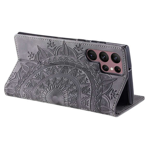 For Samsung Galaxy S25 Ultra 5G Totem Embossed Magnetic Leather Phone Case(Grey)
