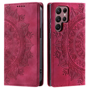 For Samsung Galaxy S25 Ultra 5G Totem Embossed Magnetic Leather Phone Case(Red)