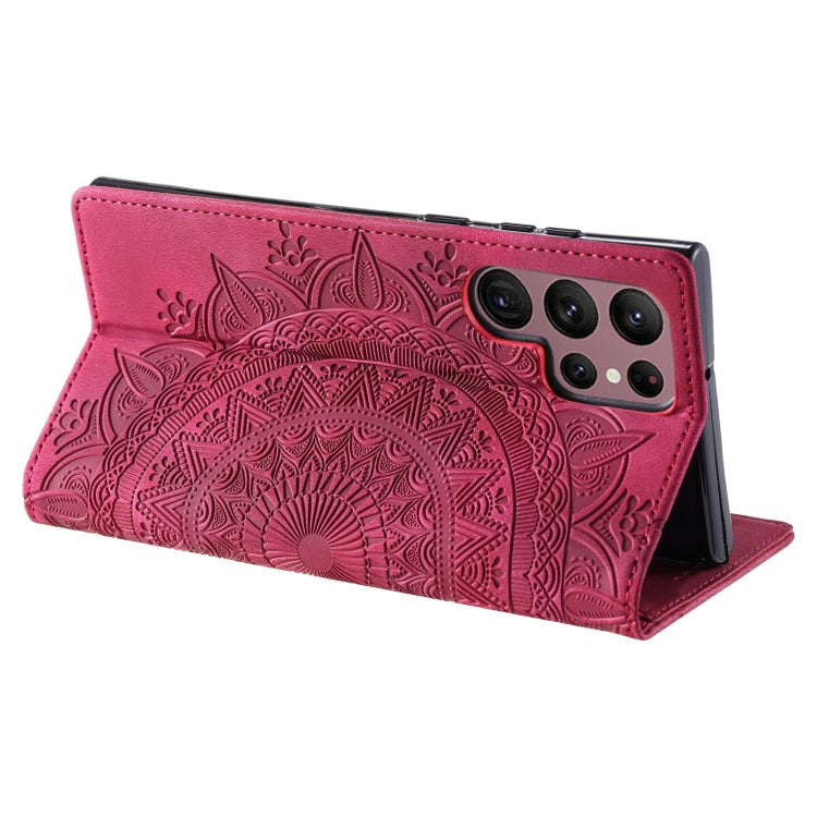 For Samsung Galaxy S25 Ultra 5G Totem Embossed Magnetic Leather Phone Case(Red)