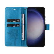 For Samsung Galaxy S25 / S24 5G Tree & Cat Embossed Pattern Flip Leather Phone Case(Blue)