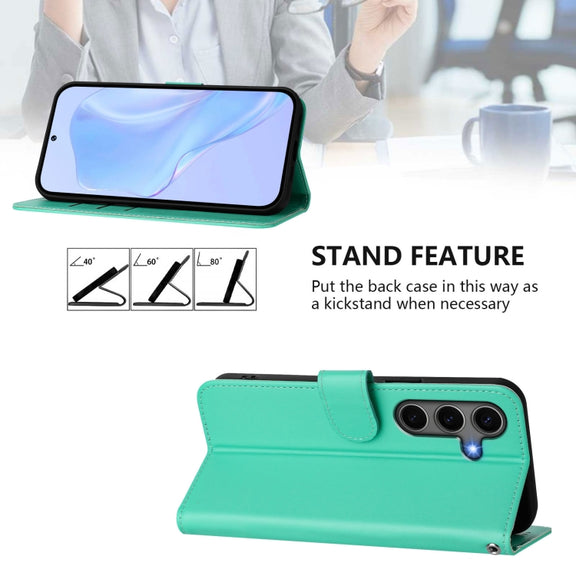 For Samsung Galaxy S25+ 5G Skin Feel Solid Color Leather Phone Case with Lanyard(Green)