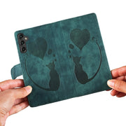 For Samsung Galaxy S25+ 5G Pen Heart Cat Embossed Leather Phone Case(Green)