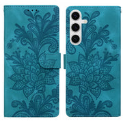 For Samsung Galaxy S25+ 5G Lace Floral Embossed Magnetic Buckle PU Phone Case With Wrist Strap(Green)
