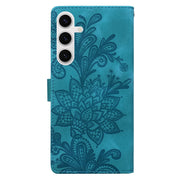 For Samsung Galaxy S25+ 5G Lace Floral Embossed Magnetic Buckle PU Phone Case With Wrist Strap(Green)
