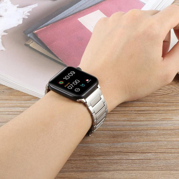 For Apple Watch 42mm / 41mm / 40mm / 38mm I-Shaped Folding Magnetic Buckle Metal Watch Band(Silver)