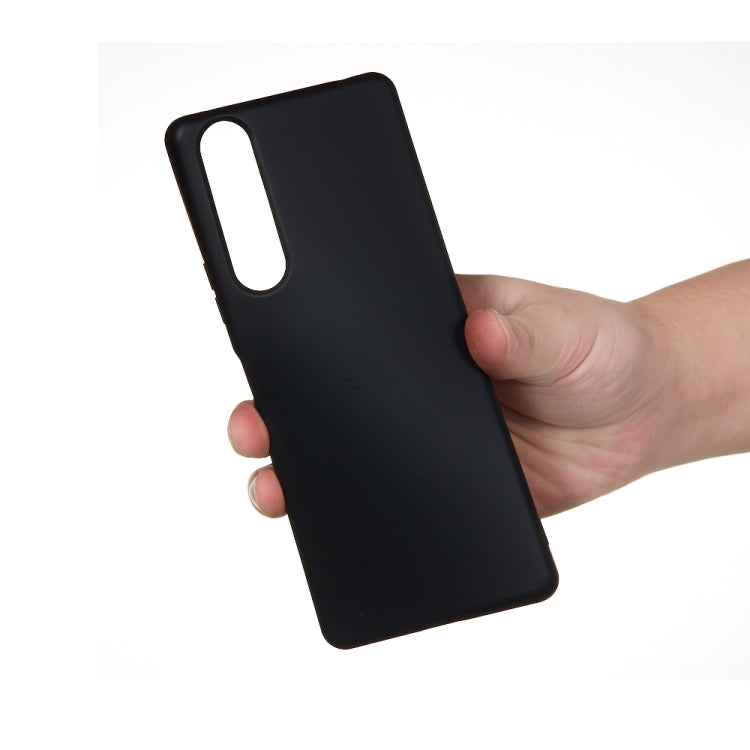 For Sony Xperia 5 Plus / Xperia 1 II Solid Color Liquid Silicone Dropproof Full Coverage Protective Case(Black)