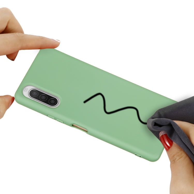 For Sony Xperia 10 II Solid Color Liquid Silicone Dropproof Full Coverage Protective Case(Green)