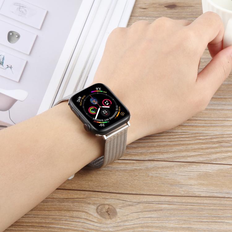 For Apple Watch 42mm / 41mm / 40mm / 38mm Integrated Buckle Embossed Thick Milanese Metal Watch Band(Gold)