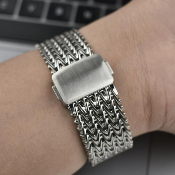 For Apple Watch 42mm / 41mm / 40mm / 38mm Mesh Magnetic Stainless Steel Watch Band(Grey)
