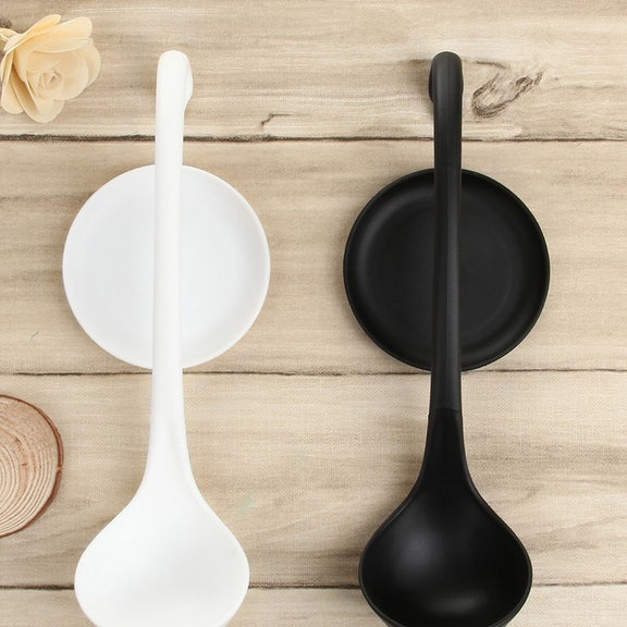 Stand Up Ladle Spoon with Tray for Home or Commercial Kitchen, Spoon Size: 28.5*8.2cm(Black)