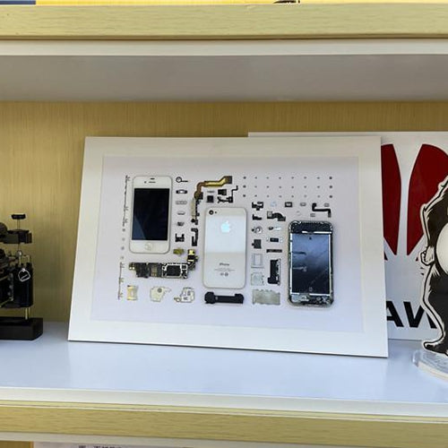 For iPhone 4 Non-Working Fake Dummy 3D Mobile Phone Photo Frame Mounting Disassemble Specimen Frame (White)