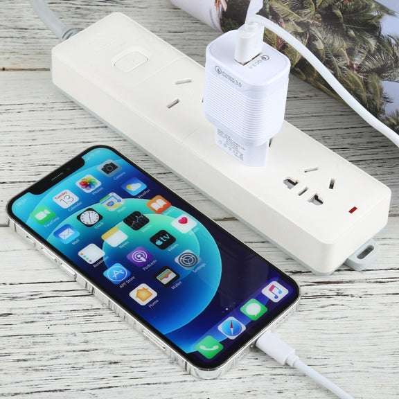 LZ-728 2 in 1 18W QC 3.0 USB Interface Travel Charger + USB to 8 Pin Data Cable Set, EU Plug, Cable Length: 1m(White)