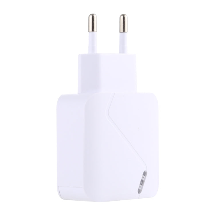 LZ-819A+C QC3.0 USB + PD 18W USB-C / Type-C Interfaces Travel Charger with Indicator Light, EU Plug (White)