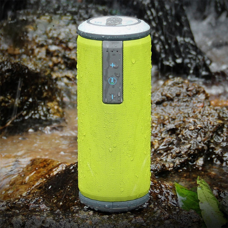 W-KING X6 Portable Water-resistant Bluetooth 4.0 Stereo Speaker(Green)