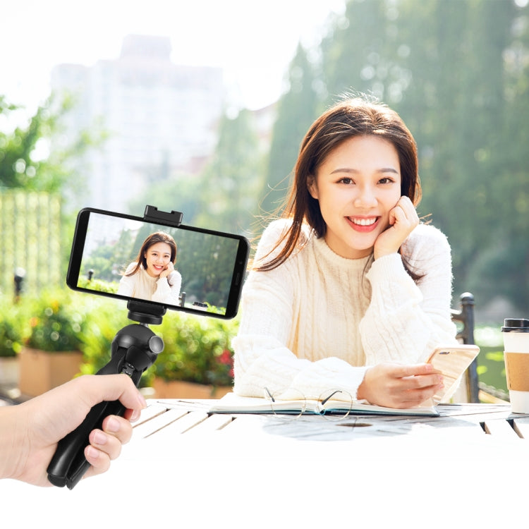 PULUZ Live Broadcast Smartphone Video Vlogger Kits Microphone + Tripod Mount + Phone Clamp Holder (Black)