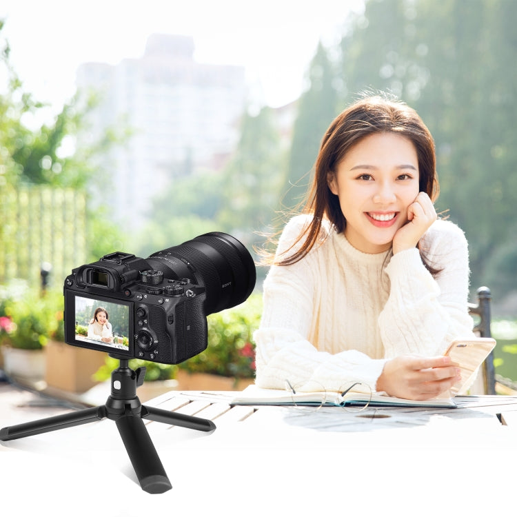 PULUZ 1/4 inch Inner Screw Metal Tripod Ball Head Adapter with Knob Lock(Black)