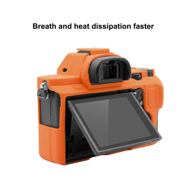 PULUZ Soft Silicone Protective Case for Sony ILCE-7MII / 7SMII / 7RMII(Orange)