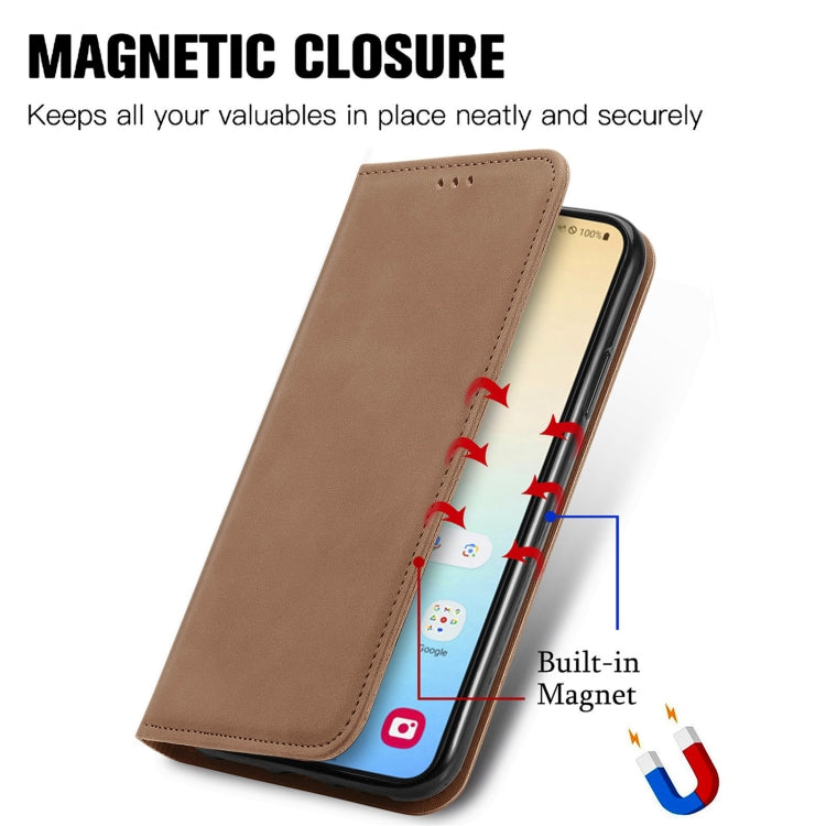 For Samsung Galaxy S25 5G Retro Skin Feel Magnetic Leather Phone Case(Brown)