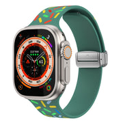 For Apple Watch SE 2022 44mm Rainbow Dots Silicone Magnetic Buckle Watch Band(Green)