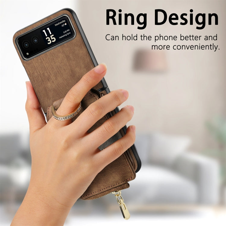 For Motorola Razr 40 Retro Skin-feel Ring Multi-card Wallet Phone Case(Brown)