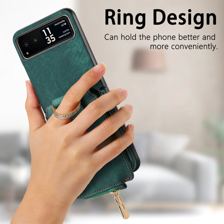 For Motorola Razr 40 Retro Skin-feel Ring Multi-card Wallet Phone Case(Green)