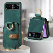 For Motorola Razr 40 Retro Skin-feel Ring Multi-card Wallet Phone Case(Green)