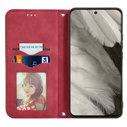 For Google Pixel 9 Retro Skin Feel Magnetic Flip Leather Phone Case(Red)