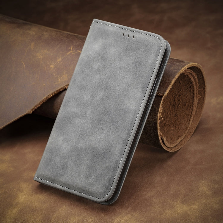 For Honor Magic6 Pro Retro Skin Feel Magnetic Flip Leather Phone Case(Grey)