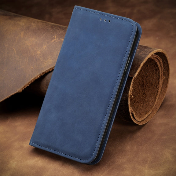 For Honor Magic6 Pro Retro Skin Feel Magnetic Flip Leather Phone Case(Blue)
