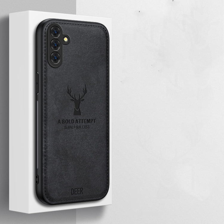 For Samsung Galaxy S25 5G Deer Head Cloth Skin All-inclusive Phone Case(White)