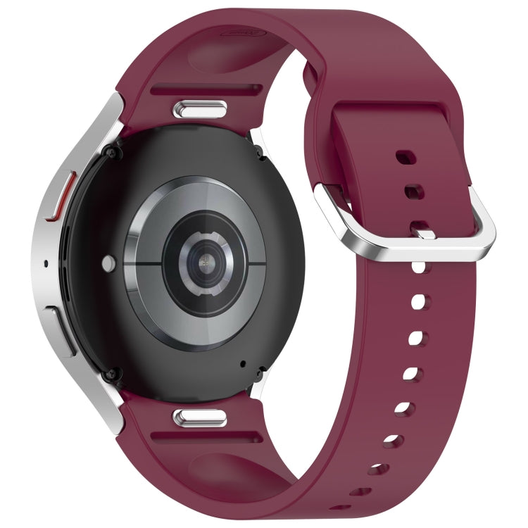 For Samsung Galaxy Watch7 40 / 44mm Solid Color Silver Buckle Quick Release Silicone Watch Band(Wine Red)