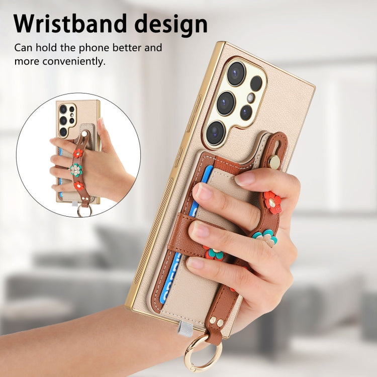For Samsung Galaxy S24 Ultra 5G Stereoscopic Flowers Wristband Card Bag Phone Case(Khaki)
