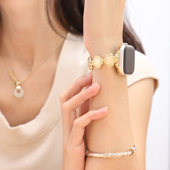For Apple Watch Series 7 45mm Four Leaf Clover Quick-Release Metal Chain Watch Band(Gold)