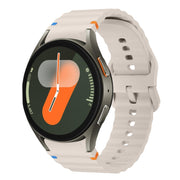 For Samsung Galaxy Watch 7 40 / 44mm Wave Pattern Stitched Silicone Watch Band(Starlight)