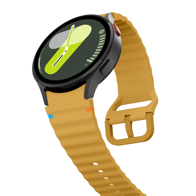 For Samsung Galaxy Watch 7 40 / 44mm Wave Pattern Stitched Silicone Watch Band(Yellow)