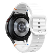 For Samsung Galaxy Watch 6 40 / 44mm Wave Pattern Stitched Silicone Watch Band(White)