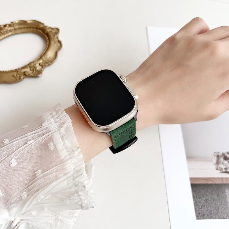 For Apple Watch 42mm / 41mm / 40mm / 38mm 7-Line Tri-Star Buckle Pull Up Leather Watch Band(Light Yellow White Thread)
