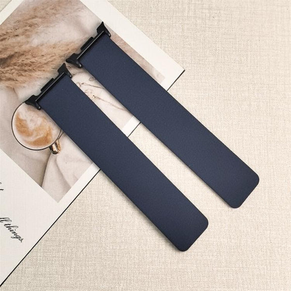 For Samsung Galaxy Watch8 / 8 Classic Lychee Texture Soft Magnetic Silicone Watch Band(Dark Blue)
