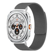 For Samsung Galaxy Watch Ultra 47mm / Ultra 2025 Lychee Texture Soft Magnetic Silicone Watch Band(Gray)
