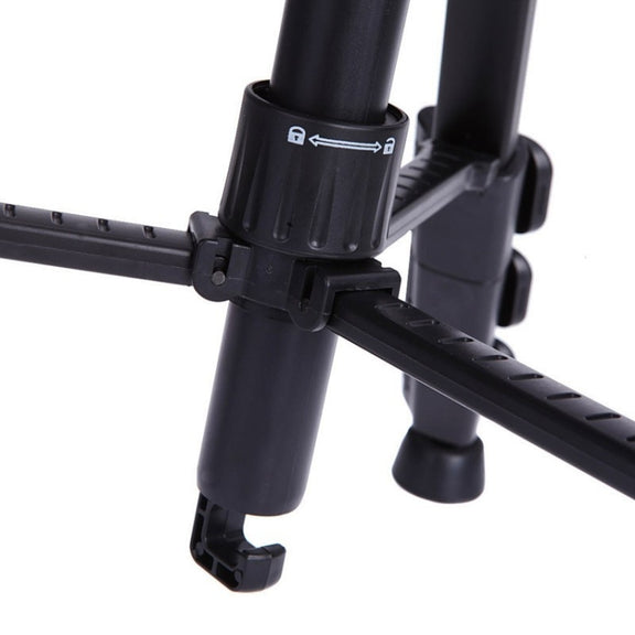 Q111 4-Section Folding Legs Live Broadcast Aluminum Alloy Tripod Mount with Three-dimensional Damping Tripod Heads(Red)