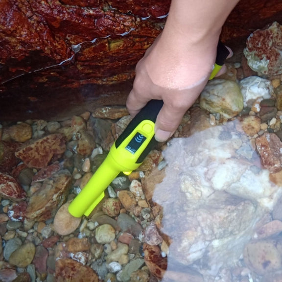 HS-10 Handheld Water-resistant Metal Detector LCD Display Metal Positioning Rod(Orange)