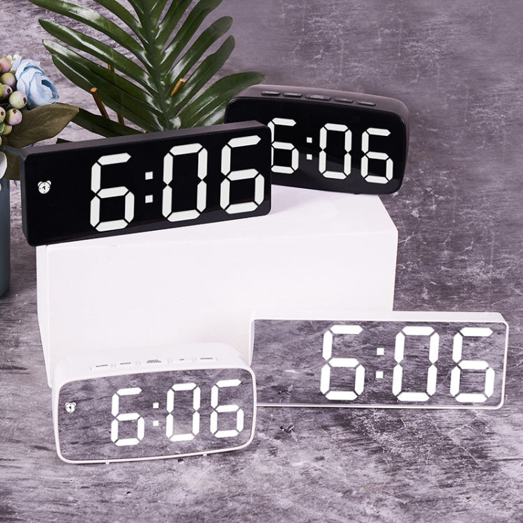 Mirror Bedside Alarm Clock Battery Plug-In Dual-Purpose LED Clock, Colour: Arc-shaped Black Shell (Black Surface Red Light)
