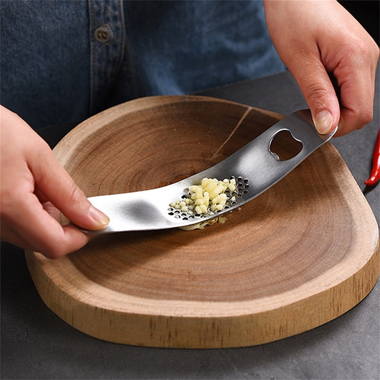 430 Stainless Steel Boat Shaped Garlic Grinder Manual Garlic Press Tools Kitchen Gadgets(Style 2)