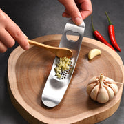 430 Stainless Steel Boat Shaped Garlic Grinder Manual Garlic Press Tools Kitchen Gadgets(Style 2)