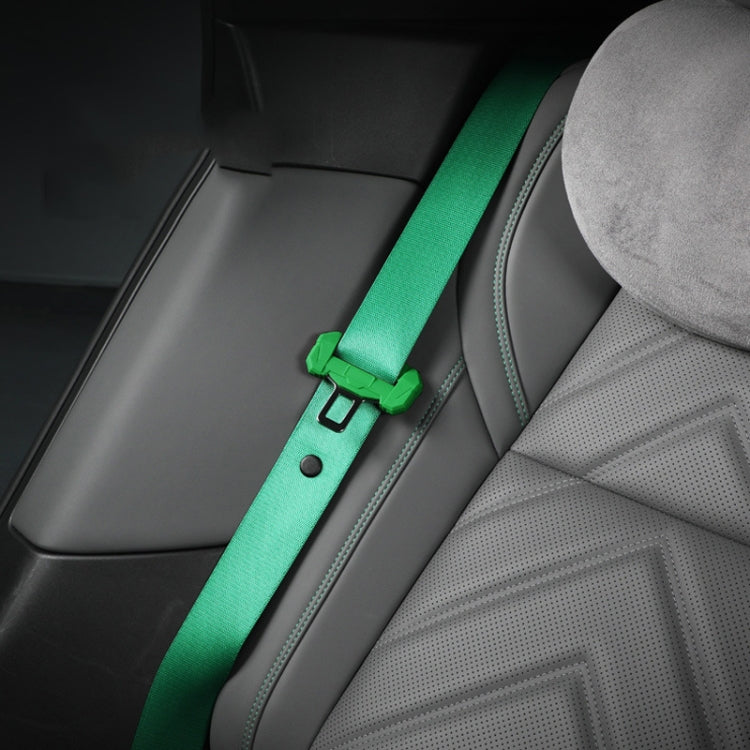 Small Car Seatbelt Buckle Protective Cover Anti Scratch Silicone Protector For Safety Belt Plugs(Black)