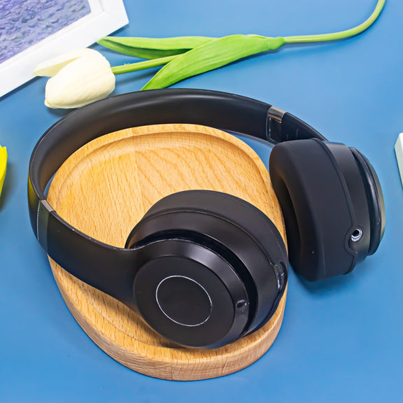 For Beats Solo 4 T21 Bluetooth Headsets Silicone Protective Cover Dustproof Case Earmuffs(Beige)